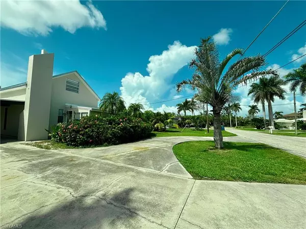 Fort Myers, FL 33908,12743 Brewster DR