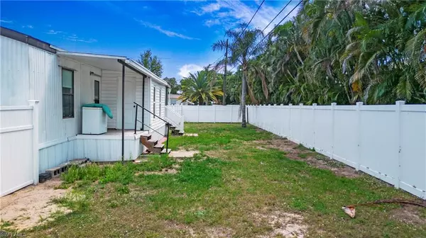 Estero, FL 33928,21141 Cypress Park CIR