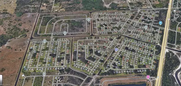 Fort Myers, FL 33913,818 Rue Labeau CIR