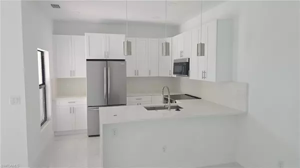 4331 NE 11th AVE, Cape Coral, FL 33909