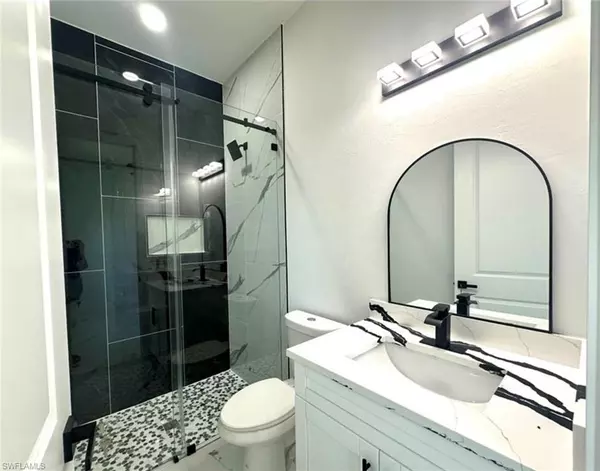 Lehigh Acres, FL 33972,2501 E 16th ST