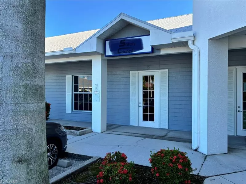 1032 Tamiami TRL #5A, Port Charlotte, FL 33953