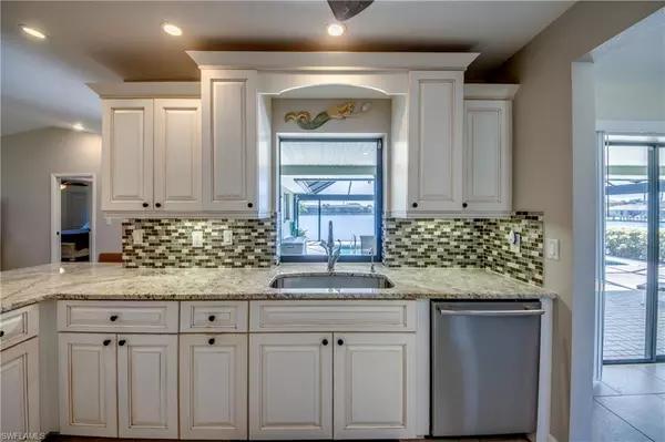 Cape Coral, FL 33914,4627 SW 2nd AVE