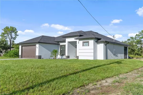 Lehigh Acres, FL 33971,4713 4th ST W