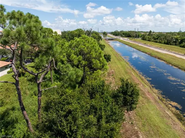 Fort Myers, FL 33901,2745 Swamp Cabbage CT