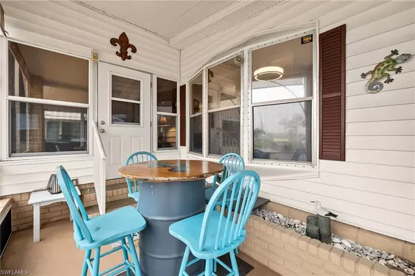 North Fort Myers, FL 33917,788 Roses LN