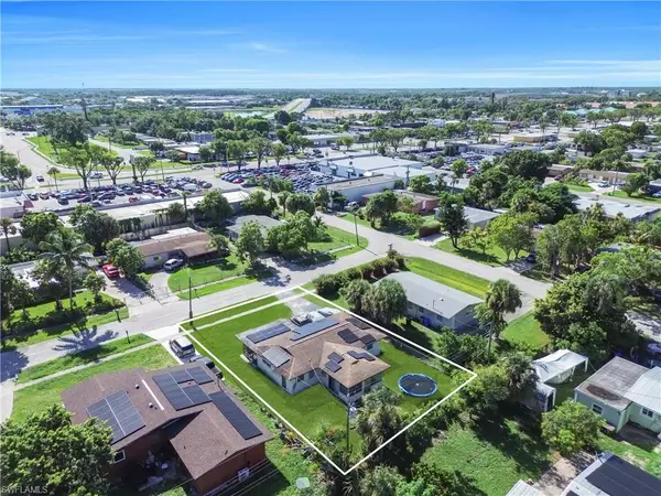 Fort Myers, FL 33901,3266 Royal Palm AVE