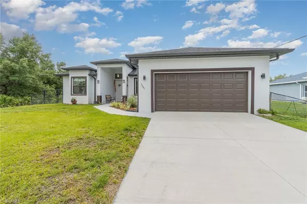 Lehigh Acres, FL 33971,3701 Flora AVE N