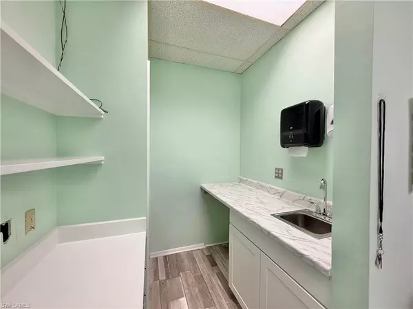 Fort Myers, FL 33901,3949 Evans AVE #201 & 202