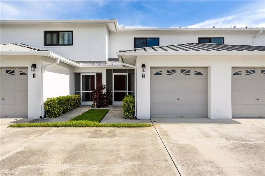 Cape Coral, FL 33904,1102 SE 39th TER #103