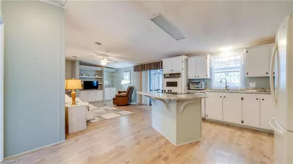 North Fort Myers, FL 33903,566 Horizon DR