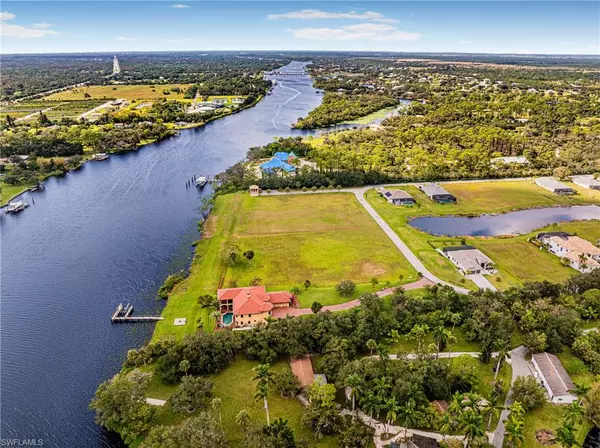 17109 Serengeti CIR, Alva, FL 33920