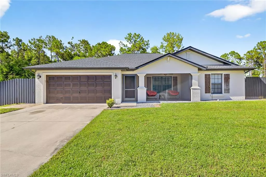 Lehigh Acres, FL 33974,421 Broadmoor ST
