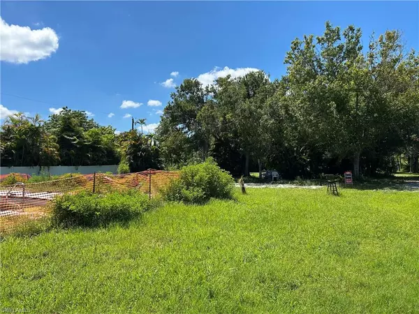 Fort Myers, FL 33908,15651 Biddy LN