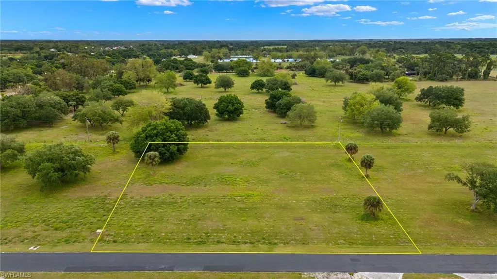 Labelle, FL 33935,1530 Lindy LN