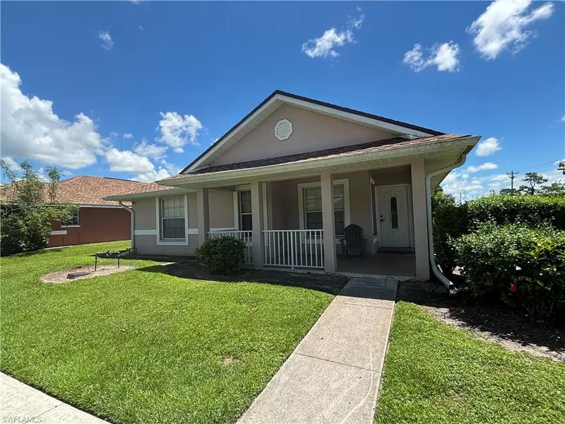 1125 Serenity LN, Immokalee, FL 34142