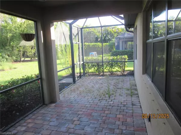 Fort Myers, FL 33908,14589 Laguna DR