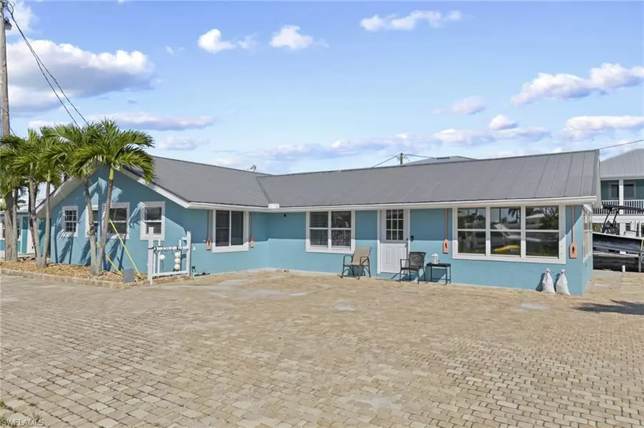 2669 Coco Plum DR, Matlacha, FL 33993