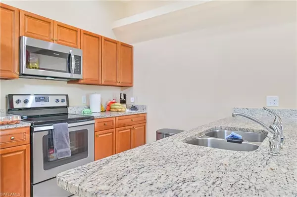 Cape Coral, FL 33991,1705 & 1707 SW 1st AVE