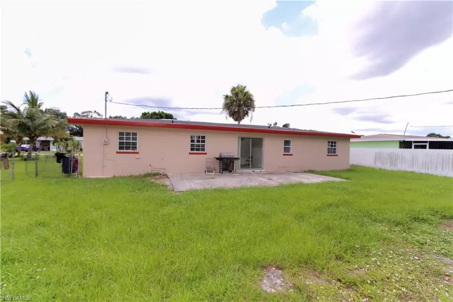 382 Ottumwa AVE, Fort Myers, FL 33905