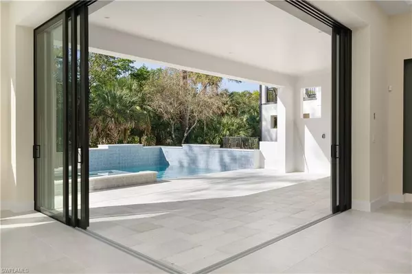 Bonita Springs, FL 34135,27109 Serrano WAY