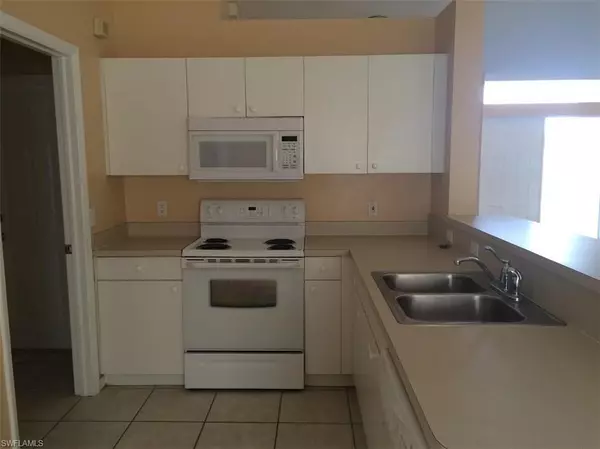 Cape Coral, FL 33909,1031 NE 7th PL