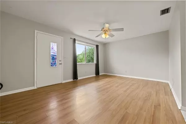 Fort Myers, FL 33916,431 Van Buren ST #E7