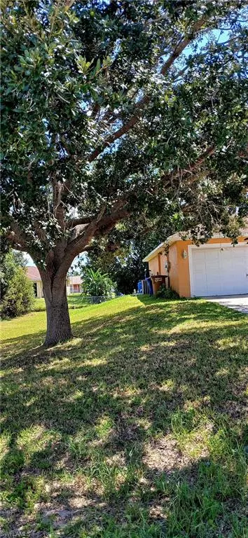 Lehigh Acres, FL 33974,663 Dubarry Ave AVE S