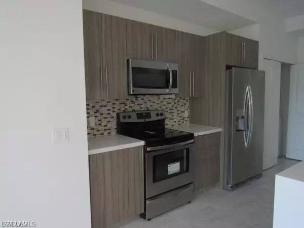 Fort Myers, FL 33908,11701 Olivetti LN #302