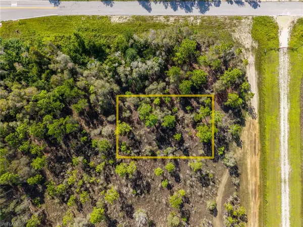 Fort Myers, FL 33913,803 Fabian CIR