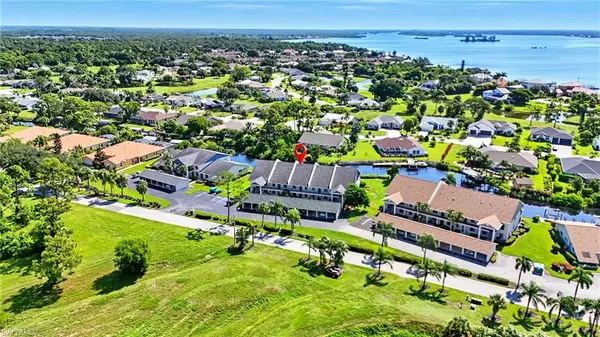 North Fort Myers, FL 33917,15160 Riverbend BLVD #403