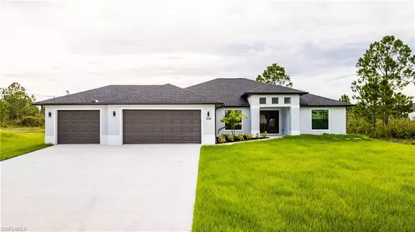 Lehigh Acres, FL 33972,1019 Rush AVE