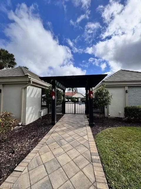 Fort Myers, FL 33913,12870 Devonshire Lakes CIR