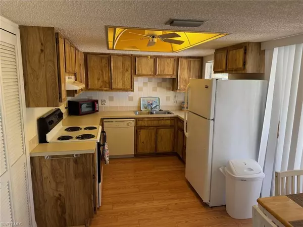 Cape Coral, FL 33904,4109 SE 19th AVE #207