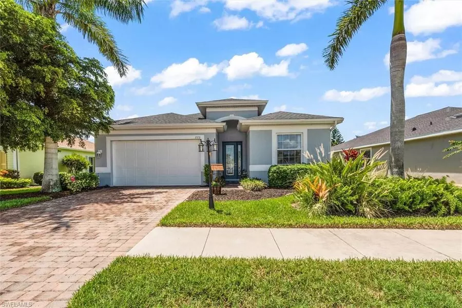 223 Destiny CIR, Cape Coral, FL 33990