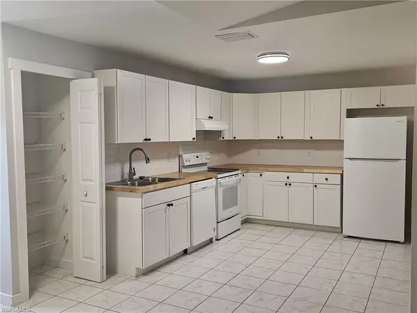 Lehigh Acres, FL 33973,743 Hightower AVE S