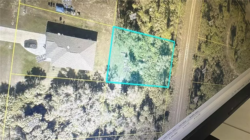 1935 Mary Lee ST, Lehigh Acres, FL 33972
