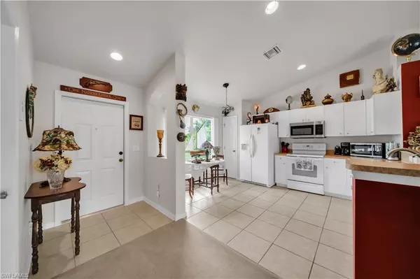 Lehigh Acres, FL 33974,418 Palmyra AVE