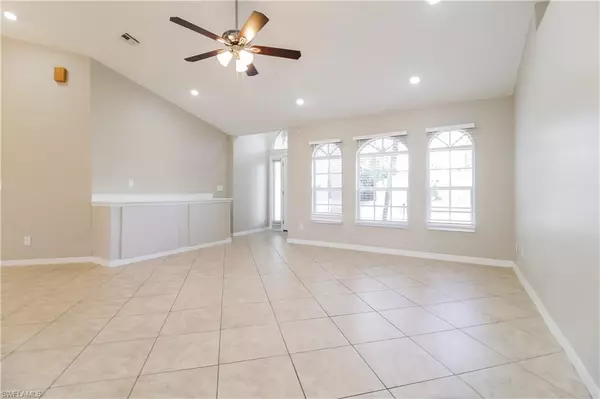 Fort Myers, FL 33967,8332 Caloosa RD