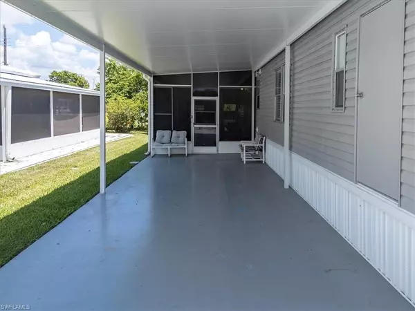 Fort Myers, FL 33908,16241 Siesta DR