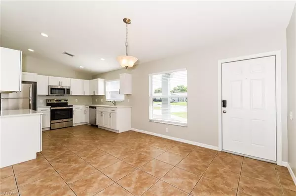 Cape Coral, FL 33990,1434 SE 8th AVE