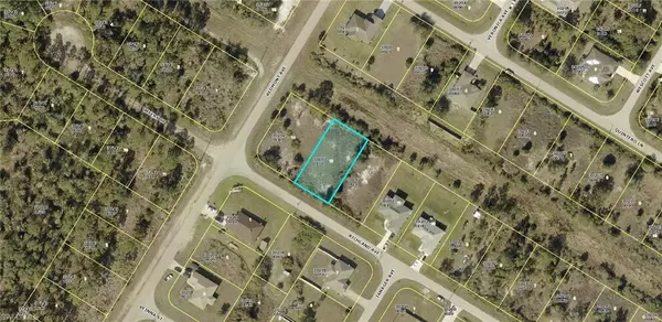 1940 Richland AVE, Lehigh Acres, FL 33972