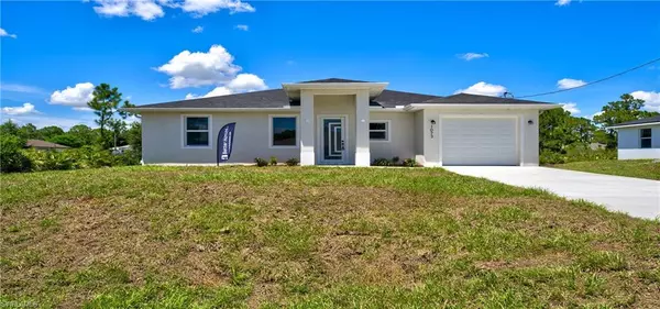 1073 Barnett ST E, Lehigh Acres, FL 33974