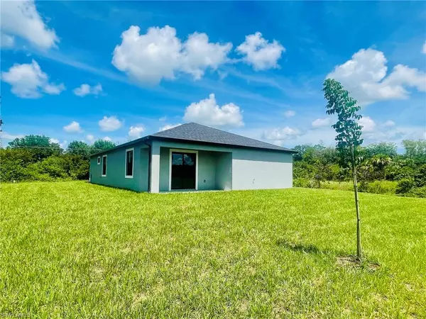 Labelle, FL 33935,8033 BUTTERCUP CIR