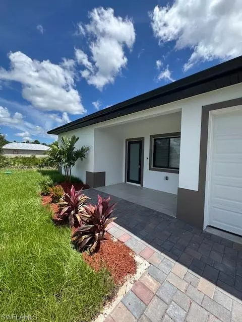 Lehigh Acres, FL 33974,757 Chelsea AVE S