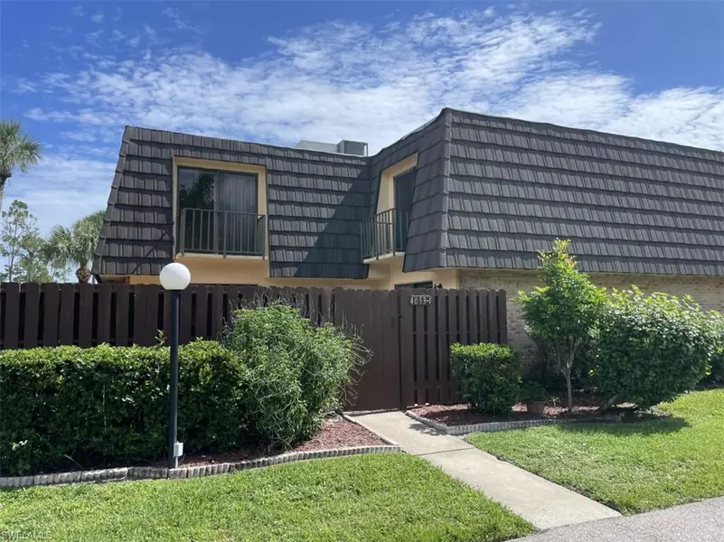 4053 Sandlewood LN #1, Fort Myers, FL 33907