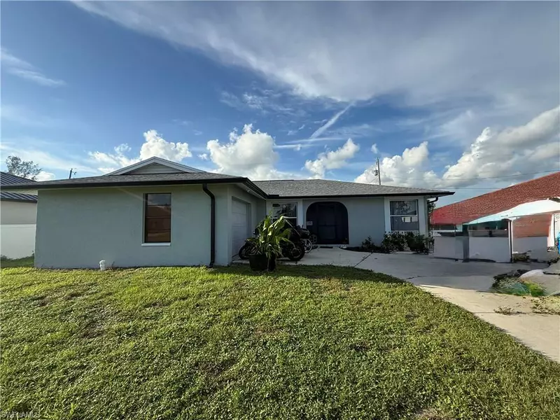 421 SW 21st TER, Cape Coral, FL 33991