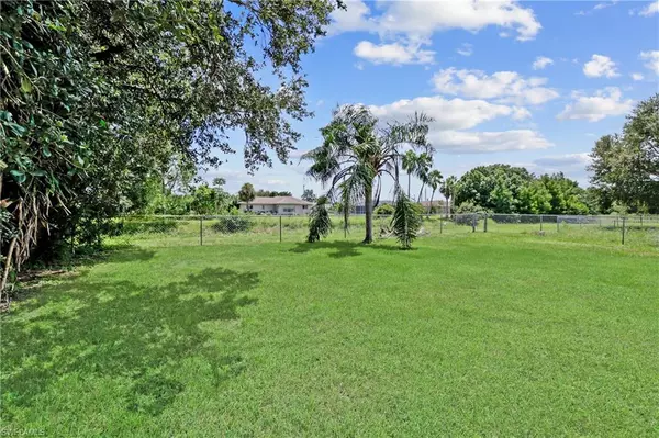 Fort Myers, FL 33913,141 Zenith CIR