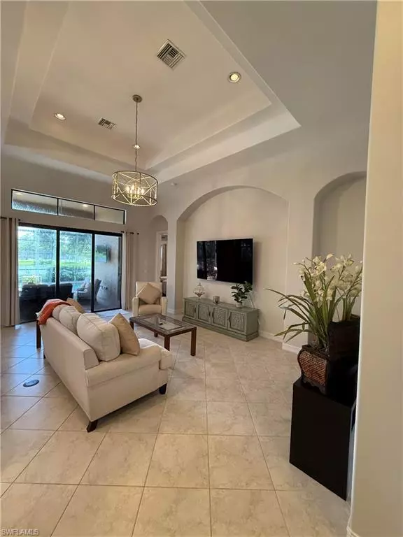 Fort Myers, FL 33912,8342 Provencia CT