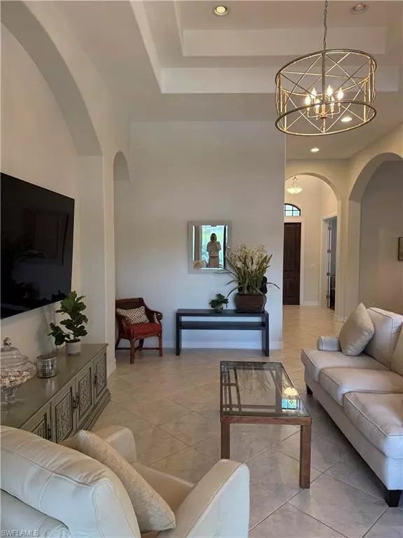 Fort Myers, FL 33912,8342 Provencia CT